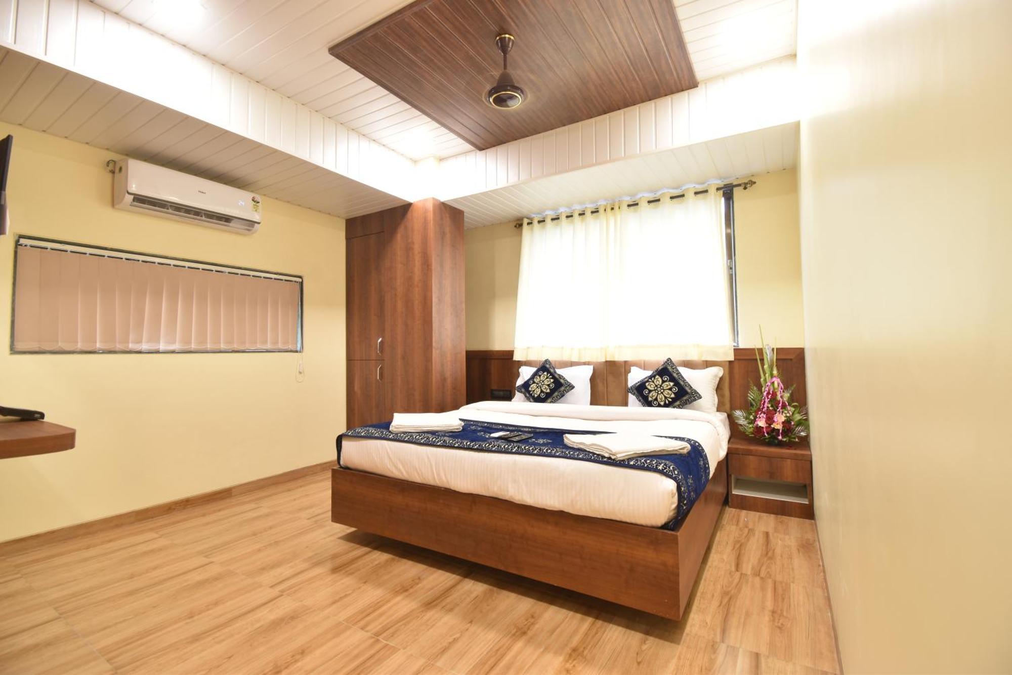 Hotel Starlit Navi Mumbai Quarto foto