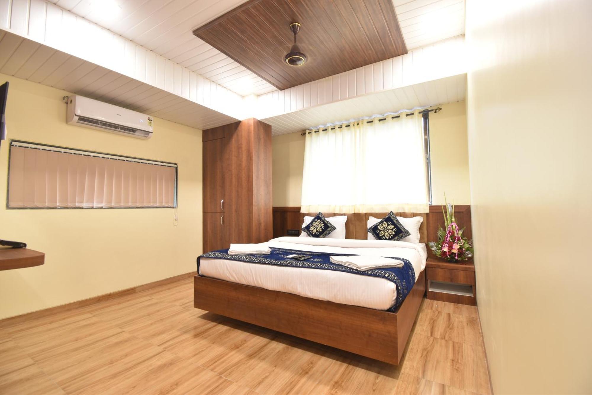 Hotel Starlit Navi Mumbai Quarto foto