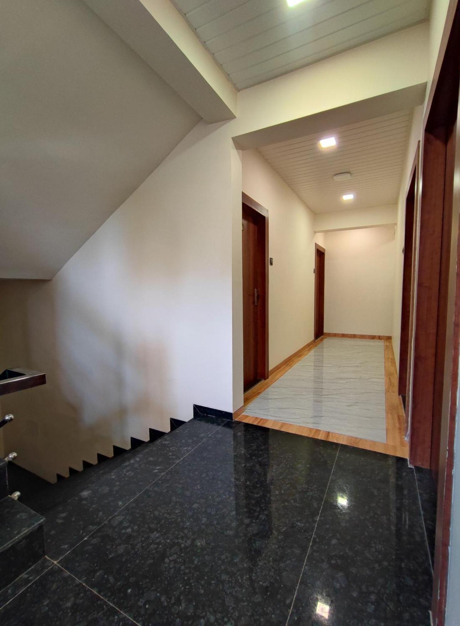 Hotel Starlit Navi Mumbai Quarto foto